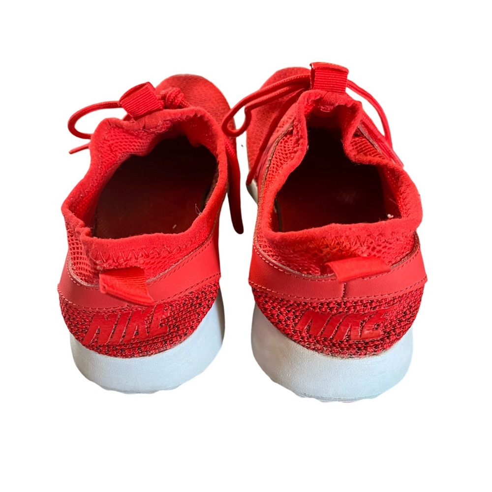 Nike • Red Running Shoes - Picture 3 of 6